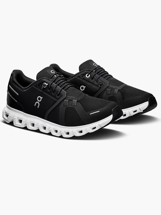 On Running Shoes - On Cloud 6 sneakers